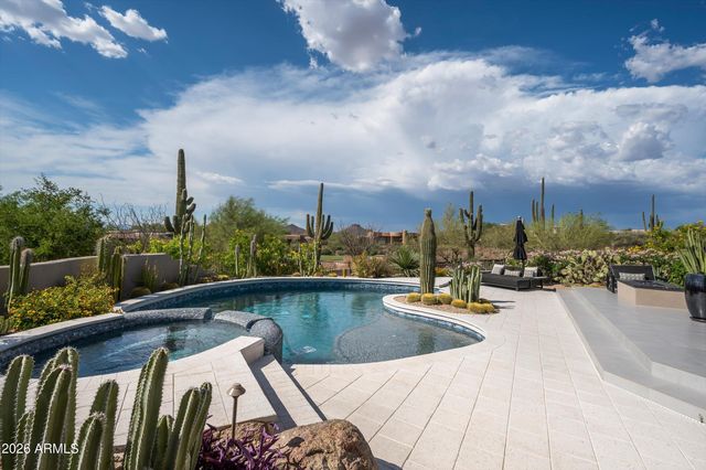 10302 E RUNNING DEER Trail, Scottsdale, AZ 85262