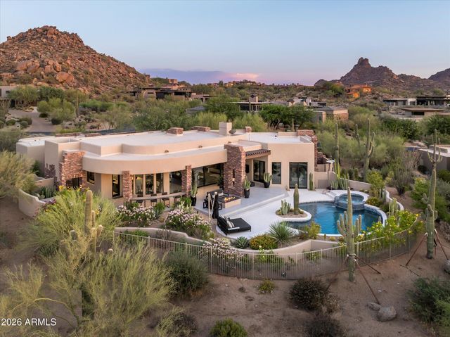 10302 E RUNNING DEER Trail, Scottsdale, AZ 85262