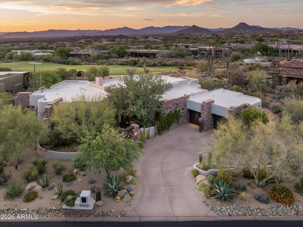 10302 E RUNNING DEER Trail, Scottsdale, AZ 85262 — photo 3