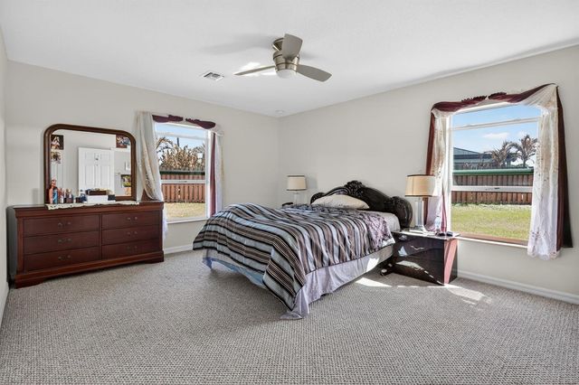 6217 NW Gatun Court, Port St. Lucie, FL 34986
