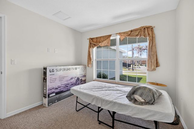 6217 NW Gatun Court, Port St. Lucie, FL 34986
