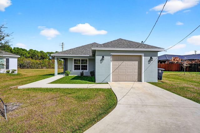 6217 NW Gatun Court, Port St. Lucie, FL 34986