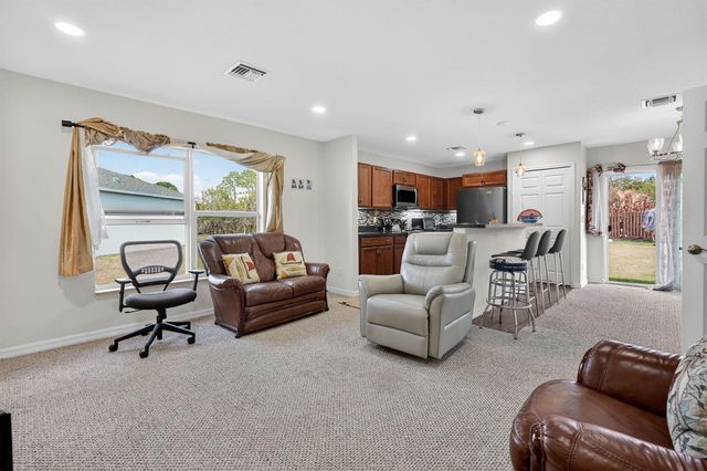 6217 NW Gatun Court, Port St. Lucie, FL 34986