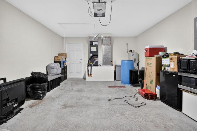 6217 NW Gatun Court, Port St. Lucie, FL 34986