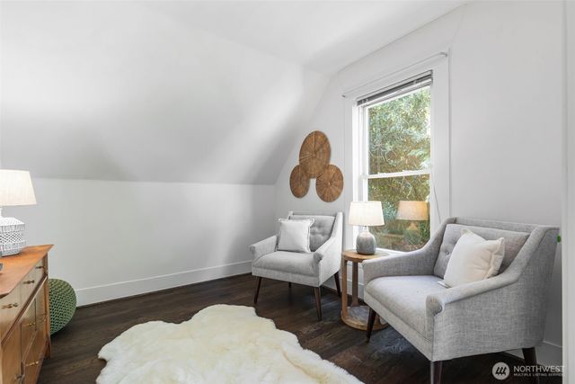 2815 8th Avenue W, Seattle, WA 98119