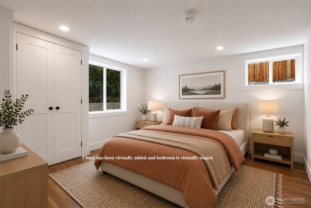 2815 8th Avenue W, Seattle, WA 98119
