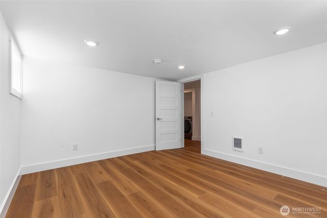 2815 8th Avenue W, Seattle, WA 98119