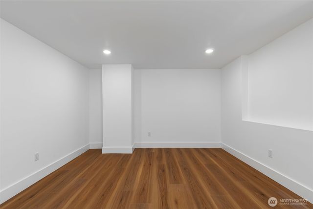 2815 8th Avenue W, Seattle, WA 98119
