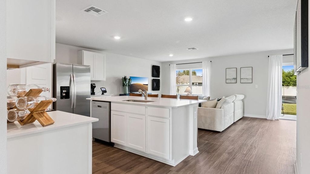 Image 4 of property listing at 3389 WAKEFIELD DRIVE, Haines City, FL 33844