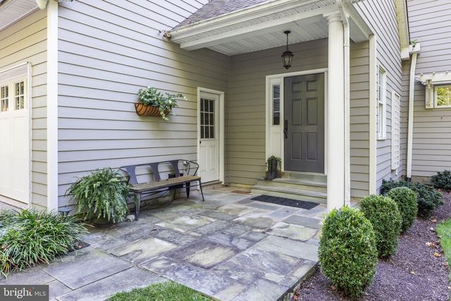 1108 EVERGREEN RD, Yardley, PA 19067