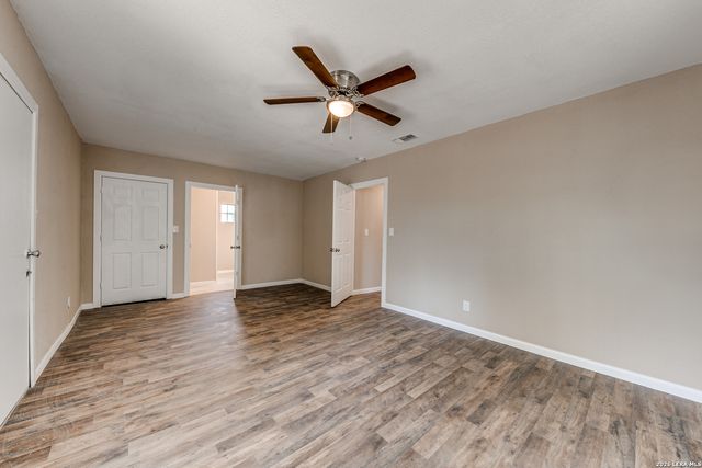 142 SARGENT ST, San Antonio, TX 78210
