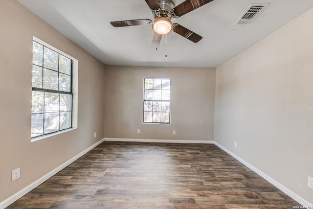 142 SARGENT ST, San Antonio, TX 78210