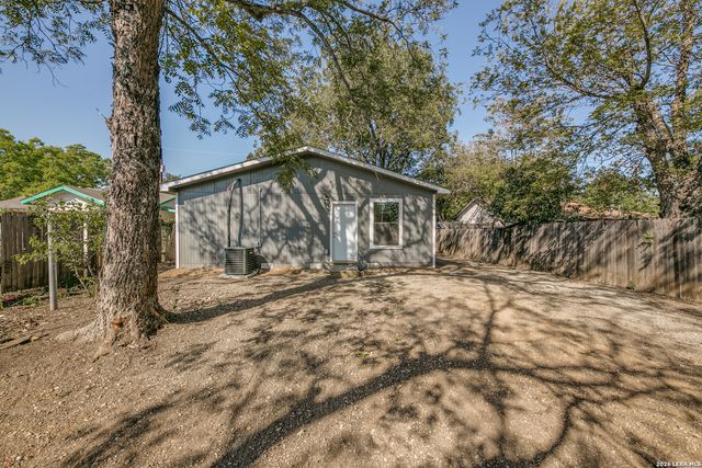 142 SARGENT ST, San Antonio, TX 78210