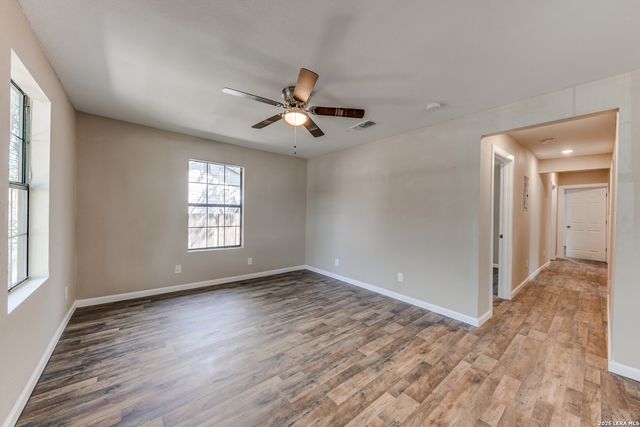142 SARGENT ST, San Antonio, TX 78210