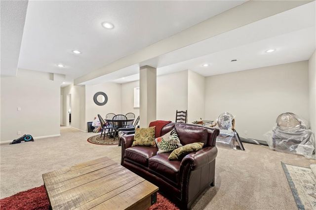 24021 Eagle Court, Paola, KS 66071