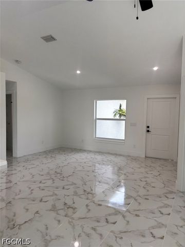 709 Ledge ST, Lehigh Acres, FL 33972