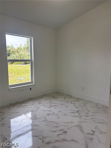 709 Ledge ST, Lehigh Acres, FL 33972