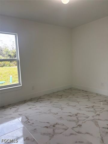 709 Ledge ST, Lehigh Acres, FL 33972