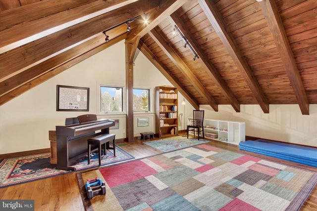 742 HARRISON DR, Gettysburg, PA 17325