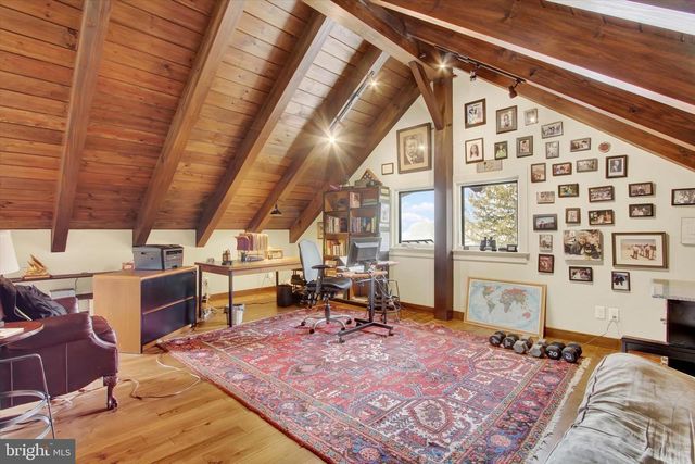 742 HARRISON DR, Gettysburg, PA 17325