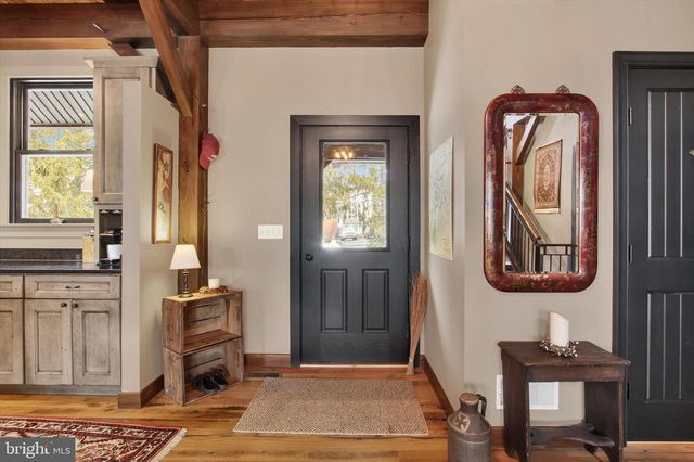 742 HARRISON DR, Gettysburg, PA 17325