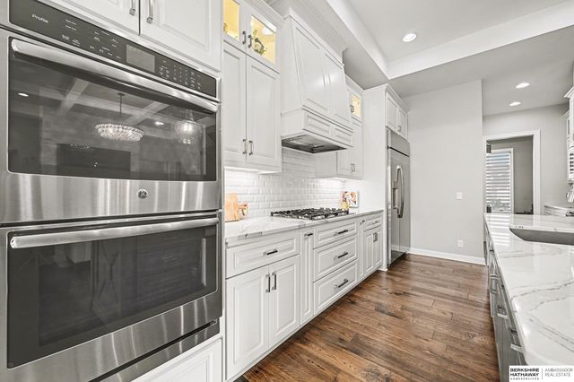 2331 S 218th Avenue, Elkhorn, NE 68022