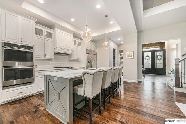 2331 S 218th Avenue, Elkhorn, NE 68022