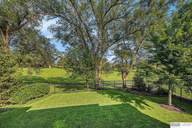 2331 S 218th Avenue, Elkhorn, NE 68022