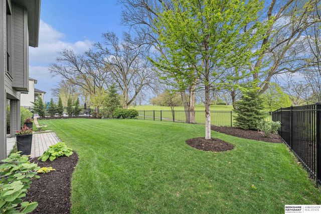 2331 S 218th Avenue, Elkhorn, NE 68022