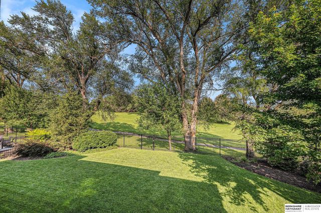 2331 S 218th Avenue, Elkhorn, NE 68022