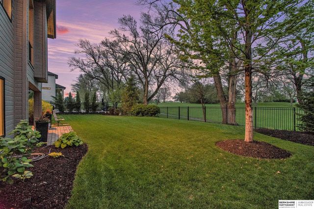 2331 S 218th Avenue, Elkhorn, NE 68022