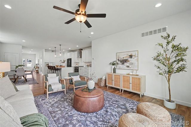 9103 Camino Trail, Cottleville, MO 63304