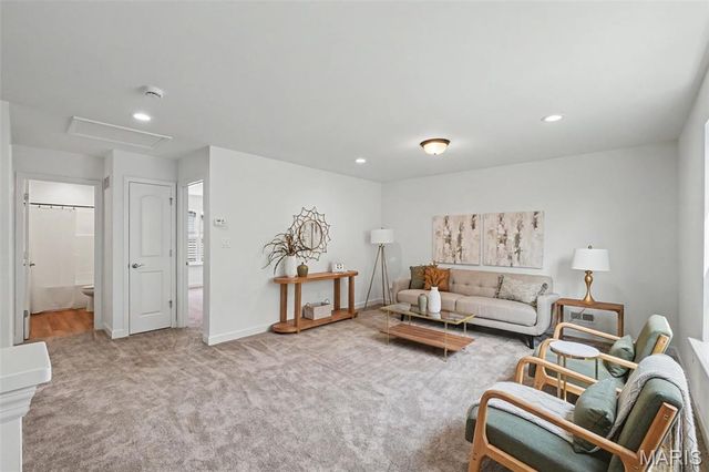 9103 Camino Trail, Cottleville, MO 63304