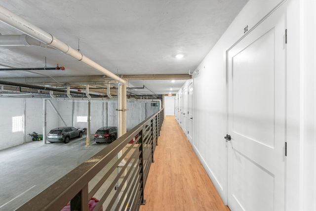 13 Alpine St 202, Somerville, MA 02144