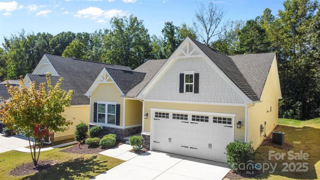 10050 Lilac Court, Charlotte, NC 28215