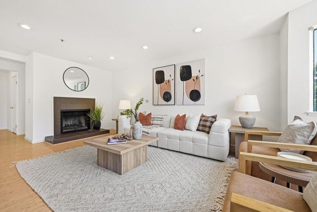 3715 Terstena Place 301, Santa Clara, CA 95051