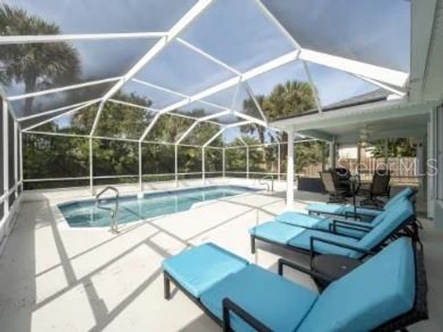 19 MAHOE DRIVE N, Palm Coast, FL 32137