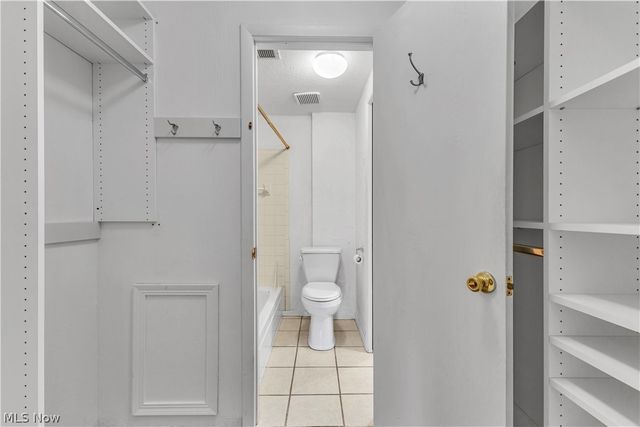 1633 Cedarwood Drive 320, Westlake, OH 44145