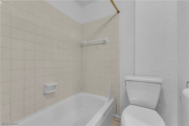 1633 Cedarwood Drive 320, Westlake, OH 44145