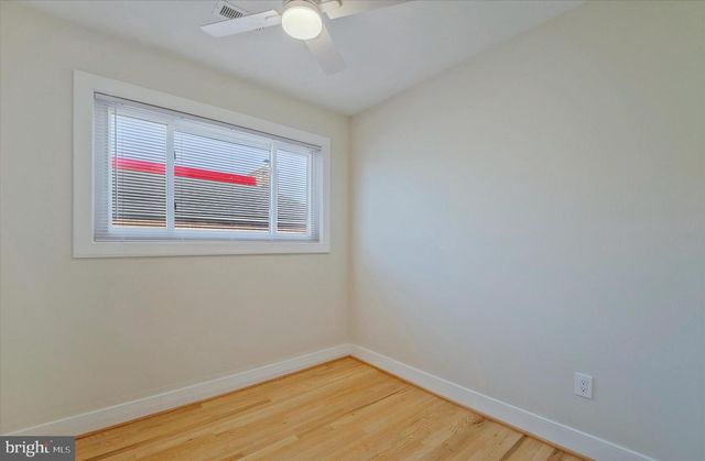 409 JEFFERSON ST NE, Washington, DC 20011