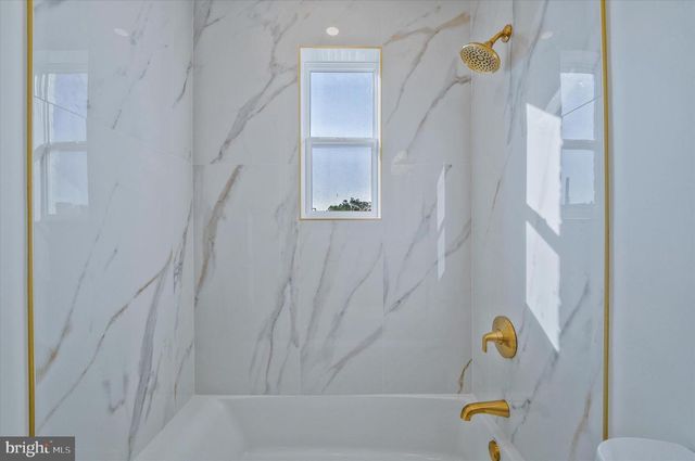 409 JEFFERSON ST NE, Washington, DC 20011