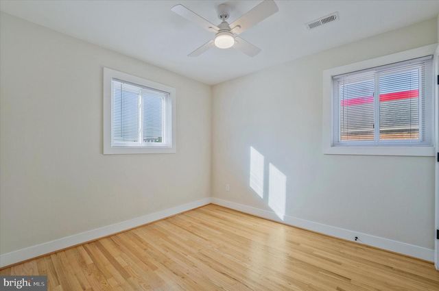 409 JEFFERSON ST NE, Washington, DC 20011