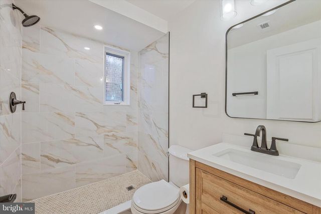 409 JEFFERSON ST NE, Washington, DC 20011