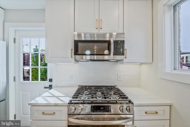 409 JEFFERSON ST NE, Washington, DC 20011