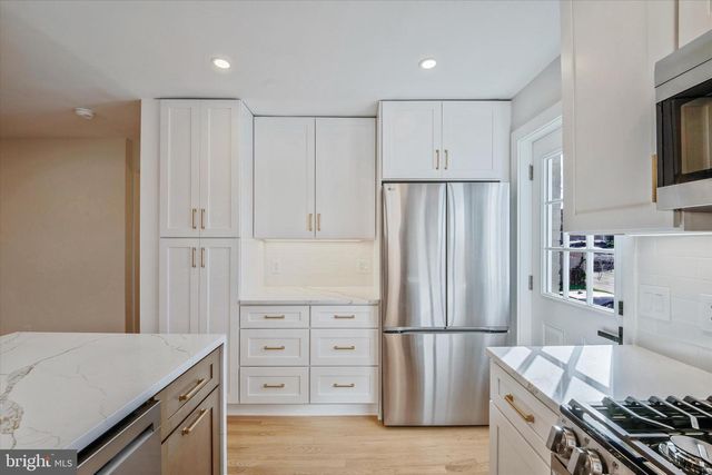 409 JEFFERSON ST NE, Washington, DC 20011