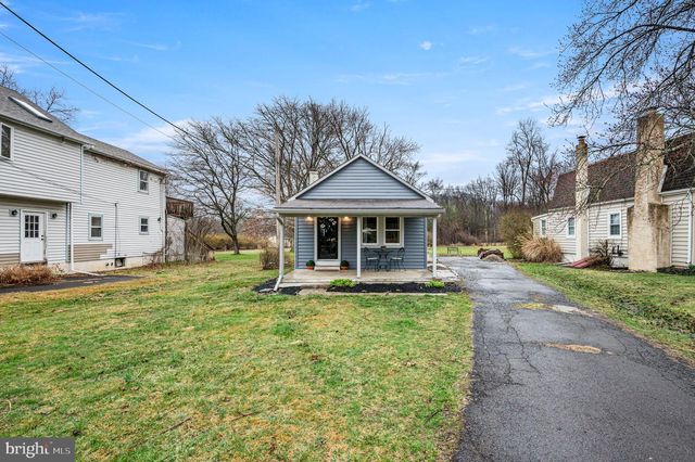 3319 SALFORD STATION RD, Perkiomenville, PA 18074