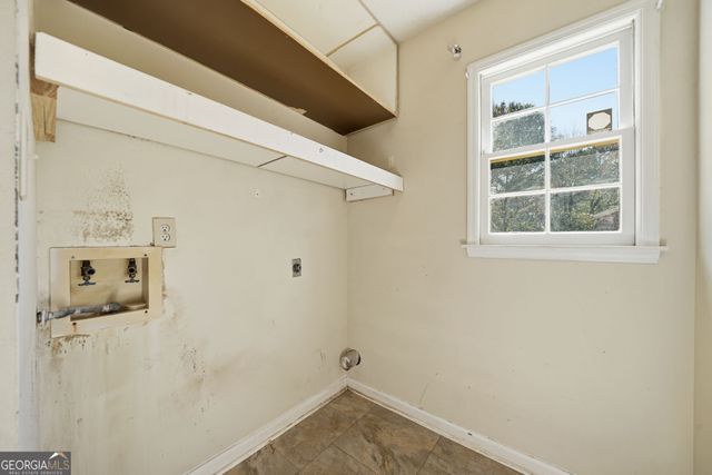 305 Belmont Farms Drive, Ellenwood, GA 30294