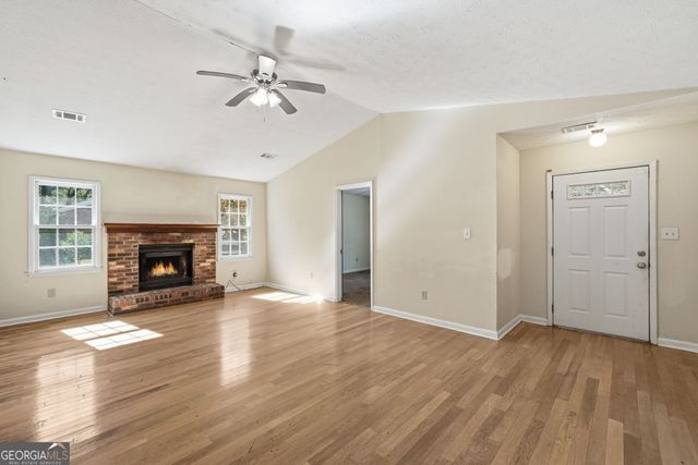 305 Belmont Farms Drive, Ellenwood, GA 30294