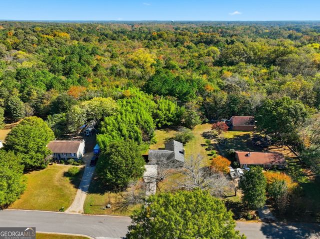 305 Belmont Farms Drive, Ellenwood, GA 30294