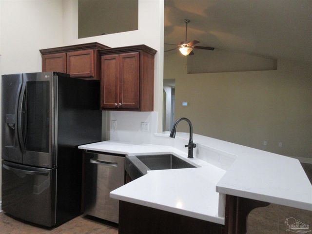 4826 Endeavor Ct, Milton, FL 32570